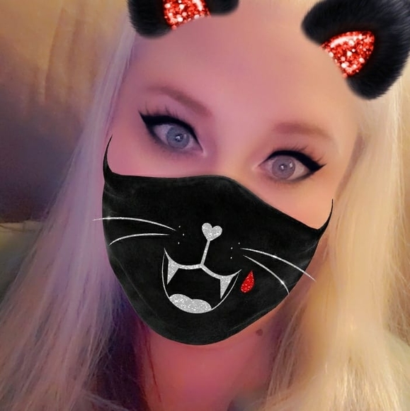 Meet your Posher, Holley - Picture 1 of 1